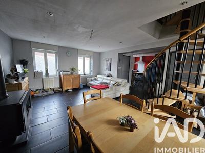 Maison - 94 m² - 4 pièces