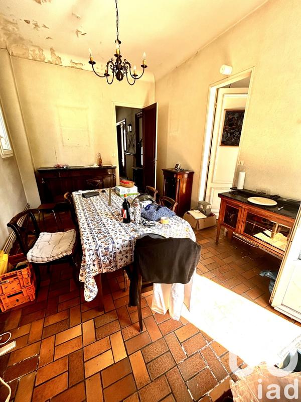 Maison - 227 m² - 9 pièces