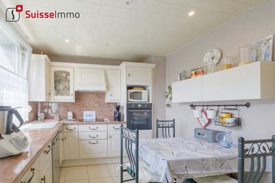 Maison - 188 m² - 9 pièces