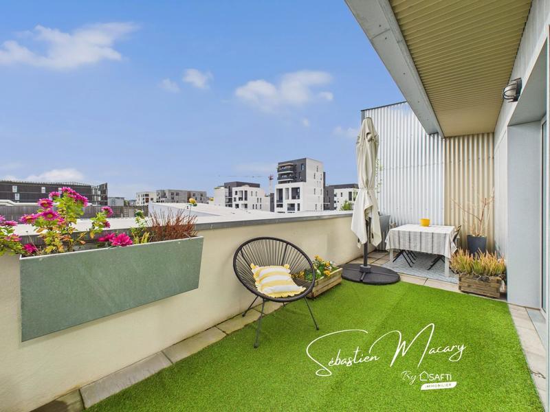 Appartement - 96 m² - 5 pièces