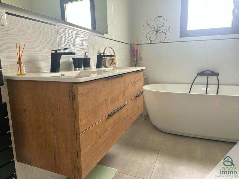 Villa - 157 m² - 5 pièces