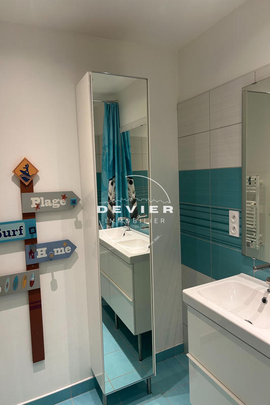 Villa - 170 m² - 6 pièces