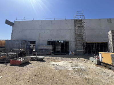 Local d'activités - 92 m² - 1 pièce