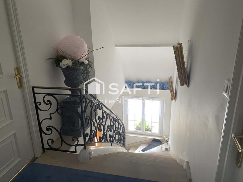 Maison - 357 m² - 7 pièces