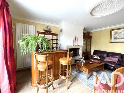 Maison - 129 m² - 6 pièces