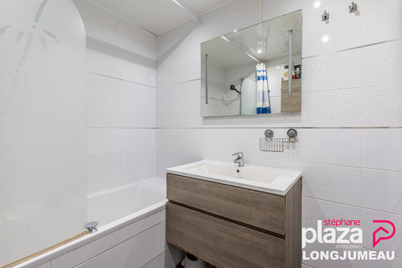 Appartement - 77 m² - 4 pièces