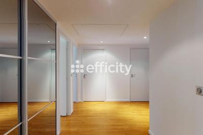 Appartement - 179 m² - 7 pièces