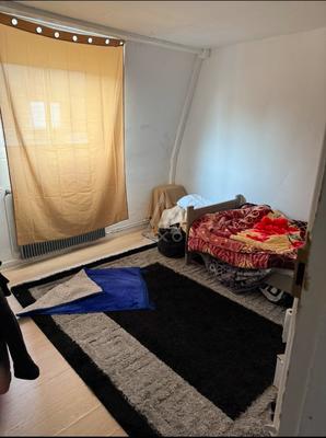 Maison - 95 m² - 6 pièces