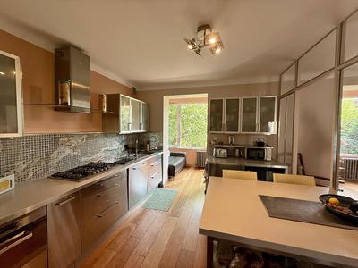 Maison - 165 m² - 6 pièces