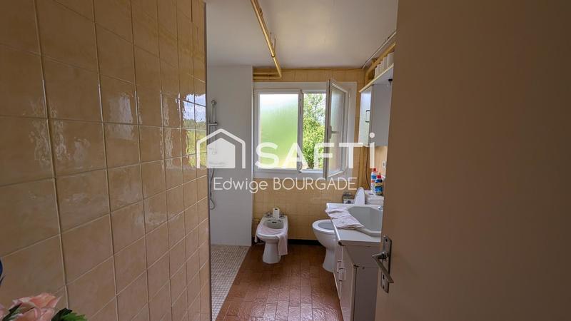 Maison - 90 m² - 6 pièces