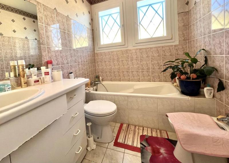 Maison - 111 m² - 5 pièces