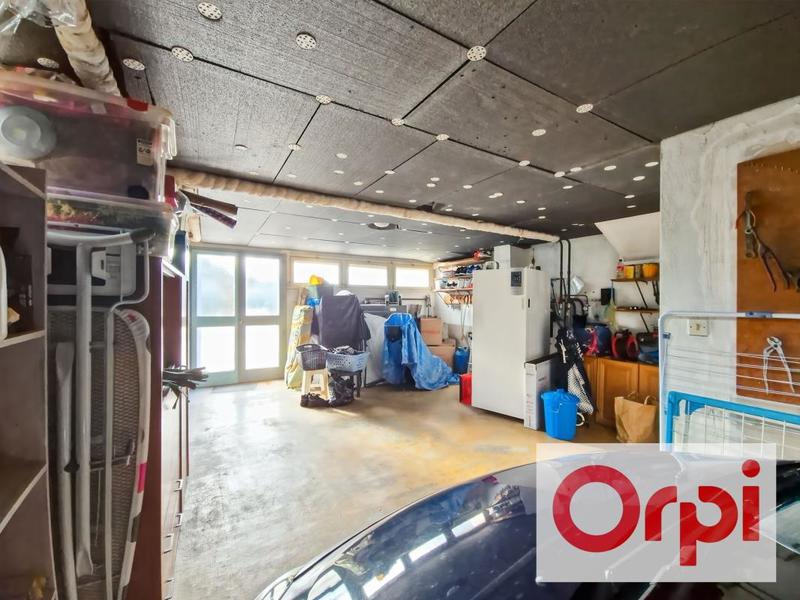 Maison - 130 m² - 4 pièces