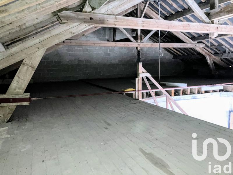 Maison - 220 m² - 8 pièces