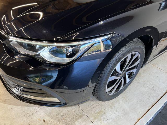 Volkswagen Golf VIII 2.0 Tdi 150 Active Dsg7