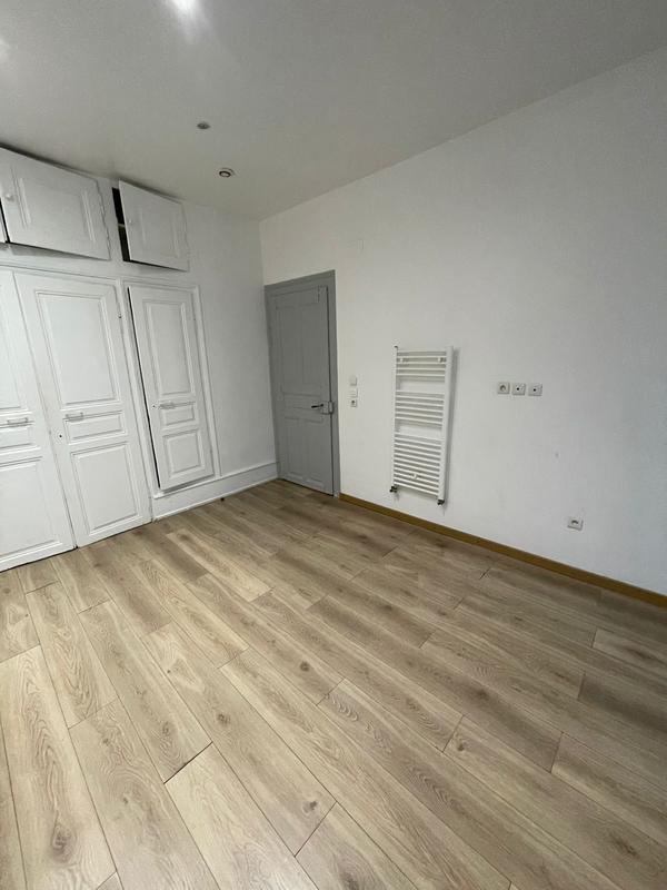 Appartement - 90 m² - 4 pièces