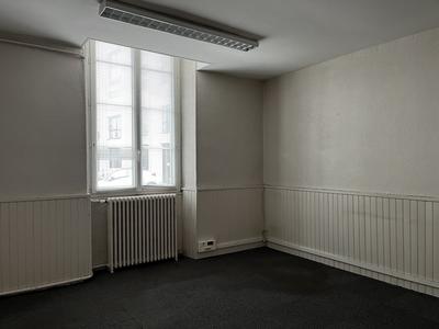 Bureau - 93 m²