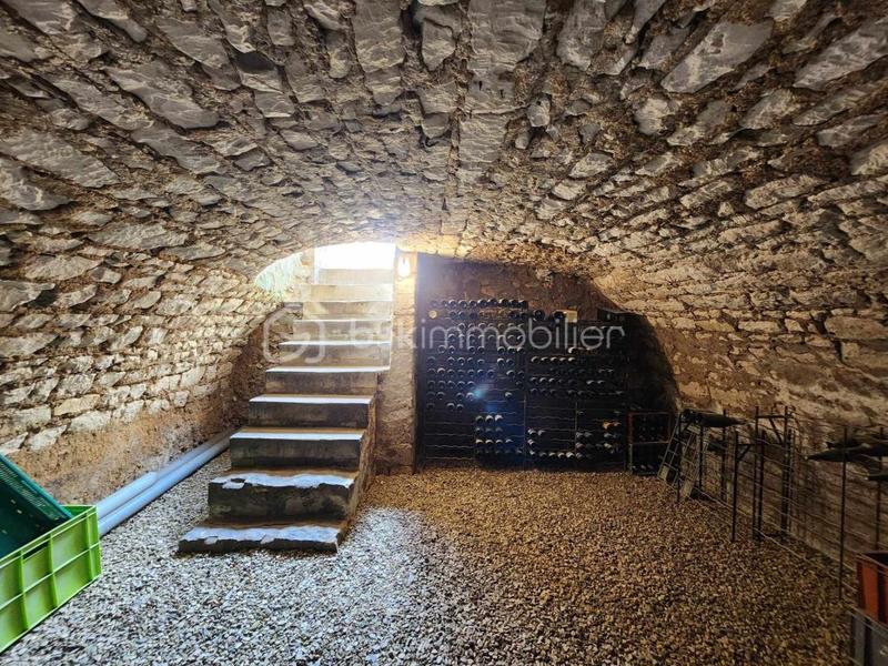 Maison traditionnelle - 208 m² - 8 pièces