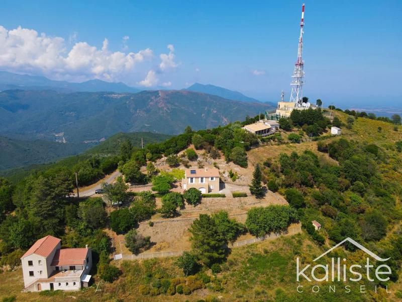 Maison - 87 m² - 5 pièces