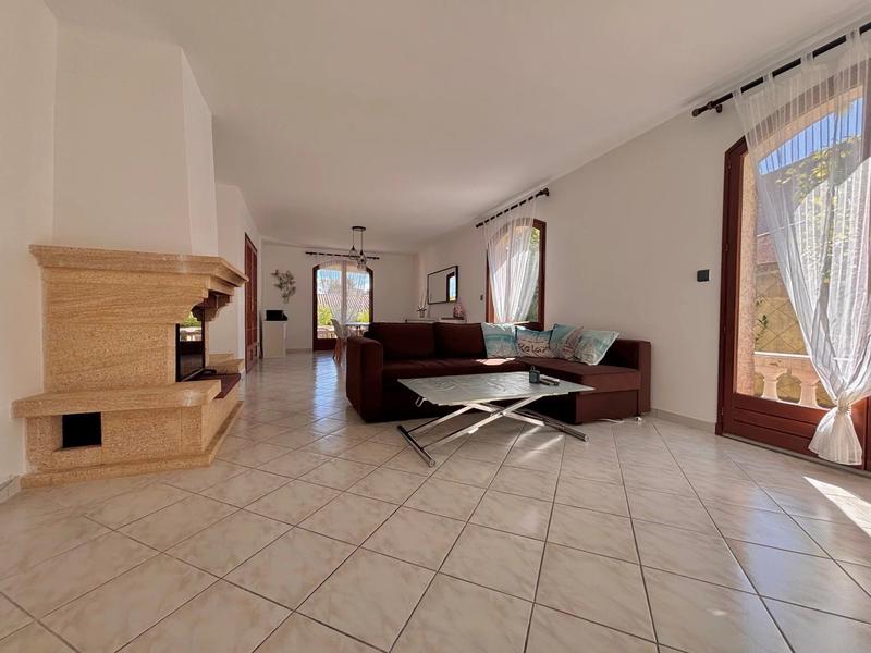 Maison - 115 m² - 4 pièces