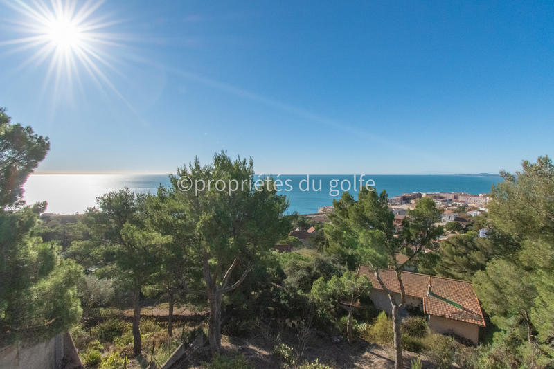 Maison - 210 m² - 5 pièces