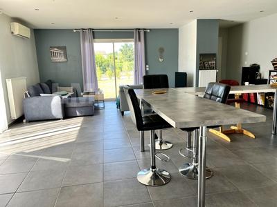 Villa - 99 m² - 4 pièces