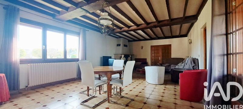 Maison - 229 m² - 7 pièces