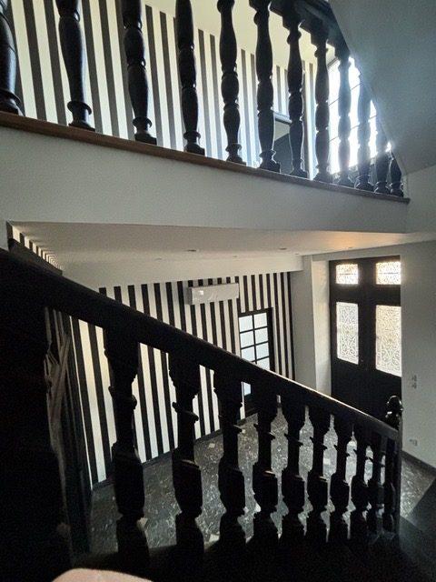 Maison traditionnelle - 310 m² - 9 pièces