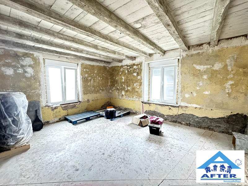 Maison - 300 m² - 6 pièces