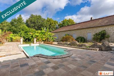 Maison - 165 m² - 4 pièces