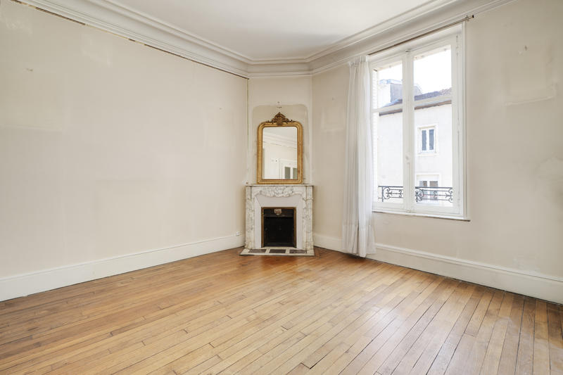 Maison - 270 m² - 11 pièces