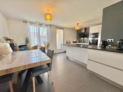 Maison - 79 m² - 4 pièces