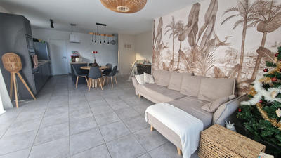 Maison - 94 m² - 5 pièces