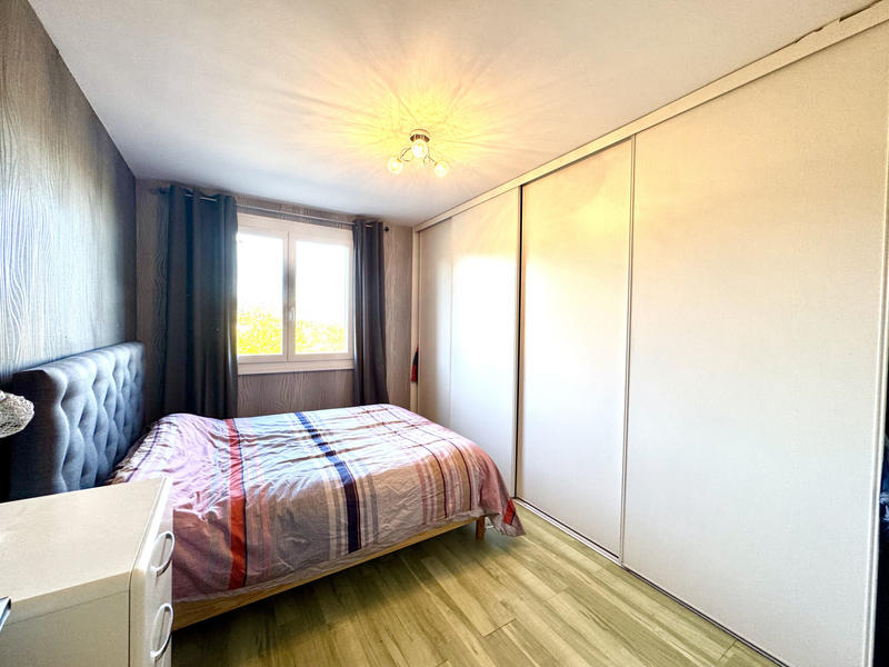 Appartement - 86 m² - 4 pièces