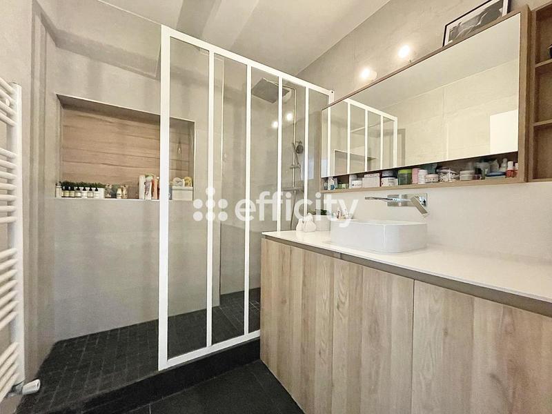 Appartement - 130 m² - 4 pièces