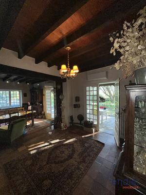 Maison - 152 m² - 6 pièces