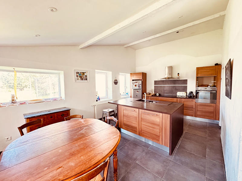 Maison - 451 m² - 10 pièces