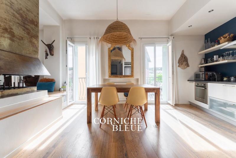 Appartement - 75 m² - 3 pièces