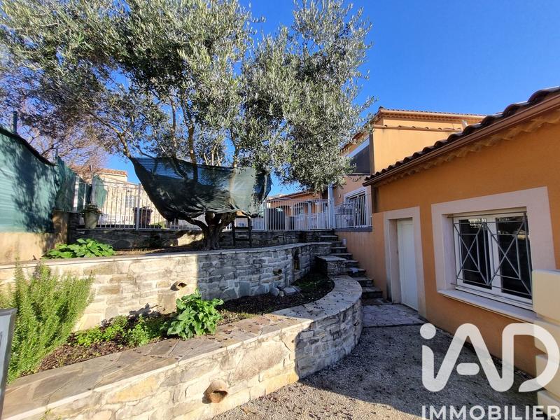 Maison de ville - 195 m² - 9 pièces