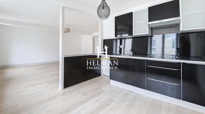 Duplex - 102 m² - 4 pièces