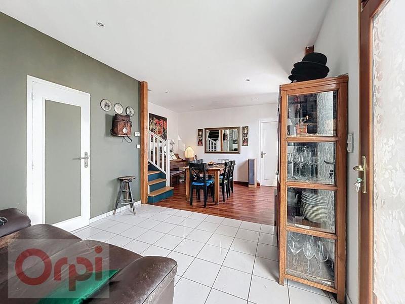 Pavillon - 90 m² - 5 pièces