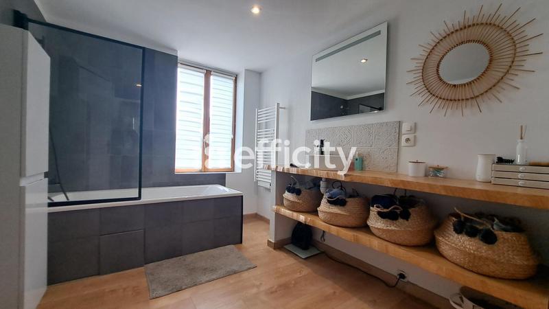 Maison - 75 m² - 4 pièces