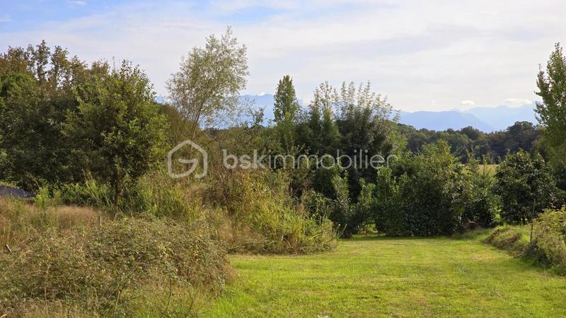 Terrain - 2 100 m²