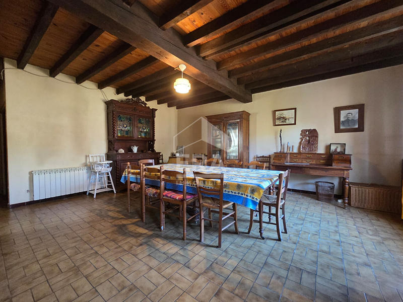 Maison - 166 m² - 7 pièces