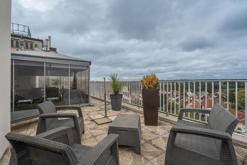 Appartement - 80 m² - 3 pièces