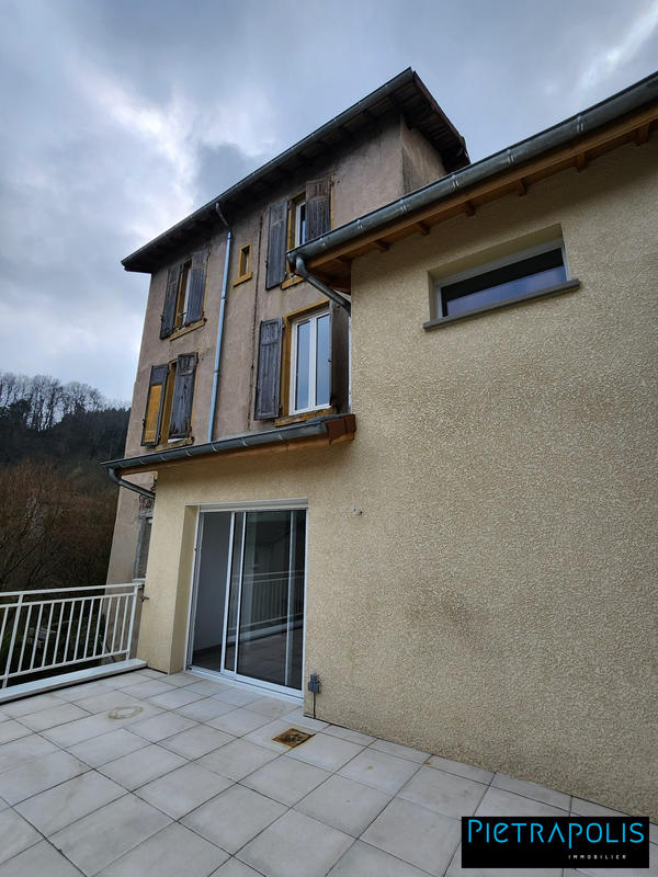 Maison - 86 m² - 7 pièces