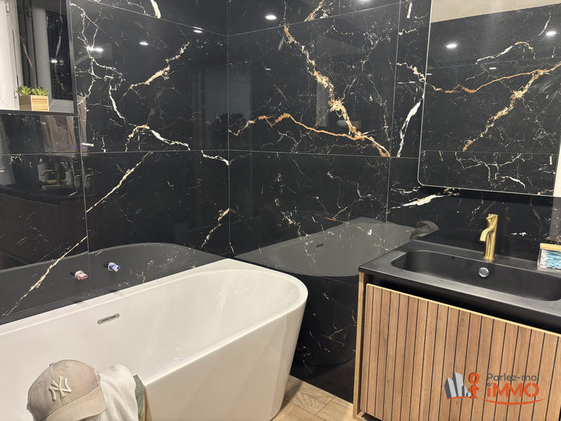 Maison - 107 m² - 5 pièces