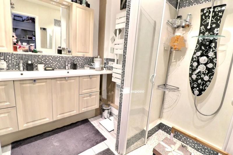 Maison de ville - 93 m² - 4 pièces