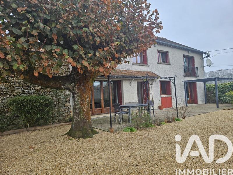 Maison - 195 m² - 7 pièces