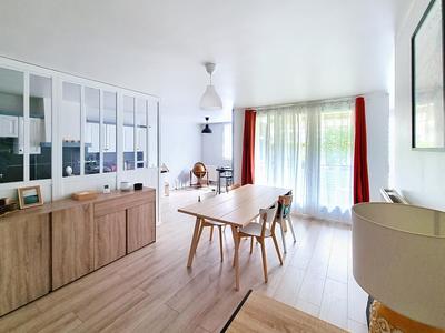 Appartement - 102 m² - 5 pièces