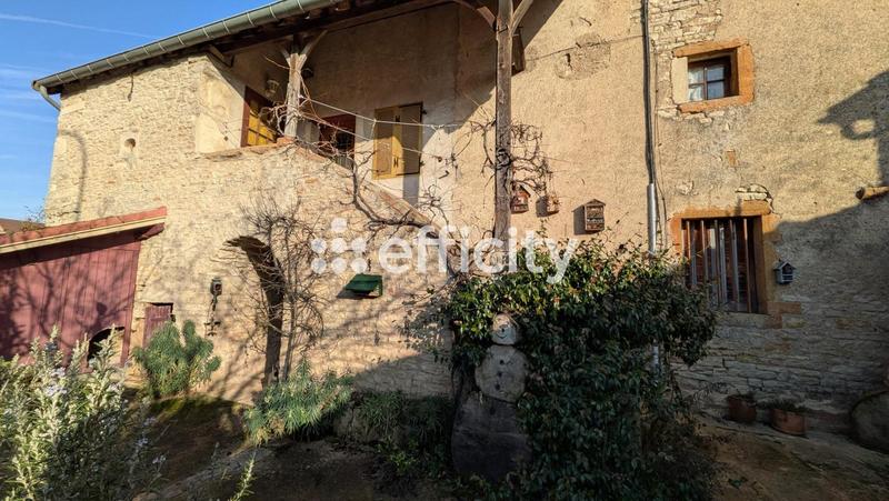 Maison - 80 m² - 5 pièces